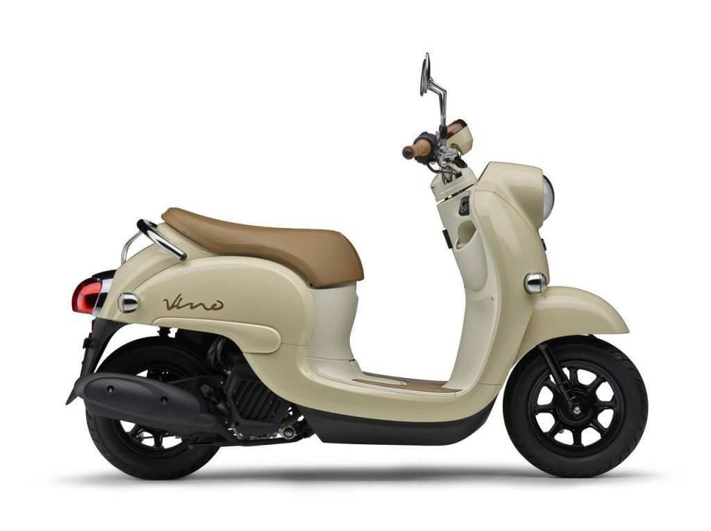 This scooter with an antique look became the first choice of the customers, the air of competition became tight