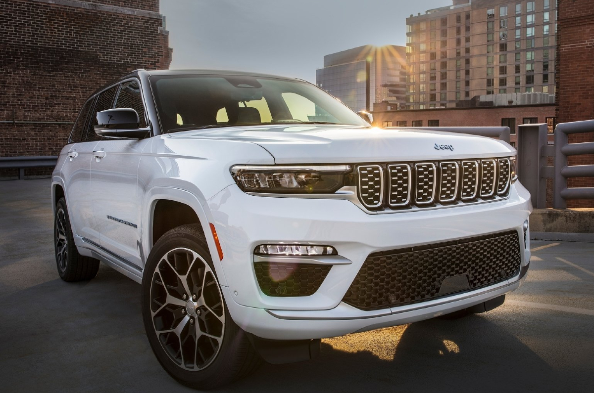 Jeep Grand Cherokee Features