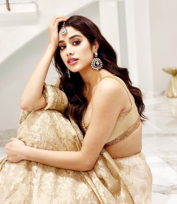 Janhvi Kapoor photos